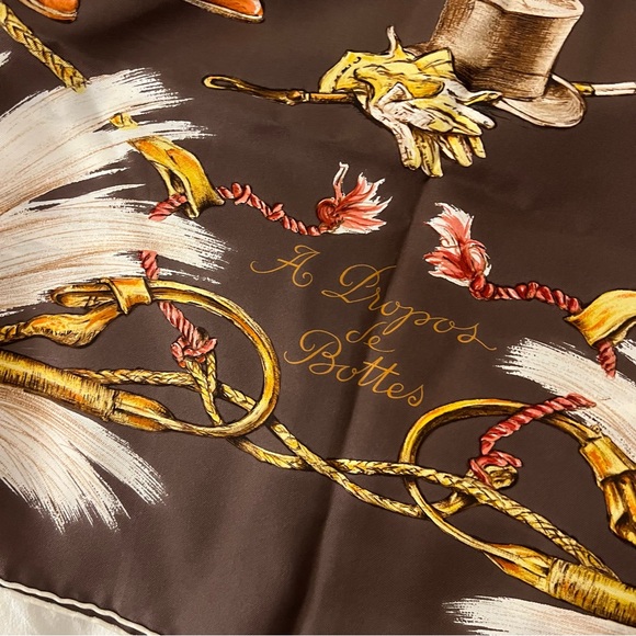 100% Authentic Hermes Silk Scarf 90cm - A Propos de Bottes - Picture 4 of 5